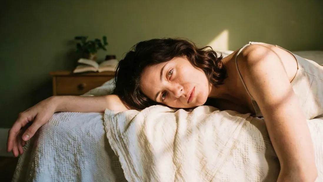 Symptoms of Emotional Neglect in Adults: Why You Feel Empty When Life Looks Fine