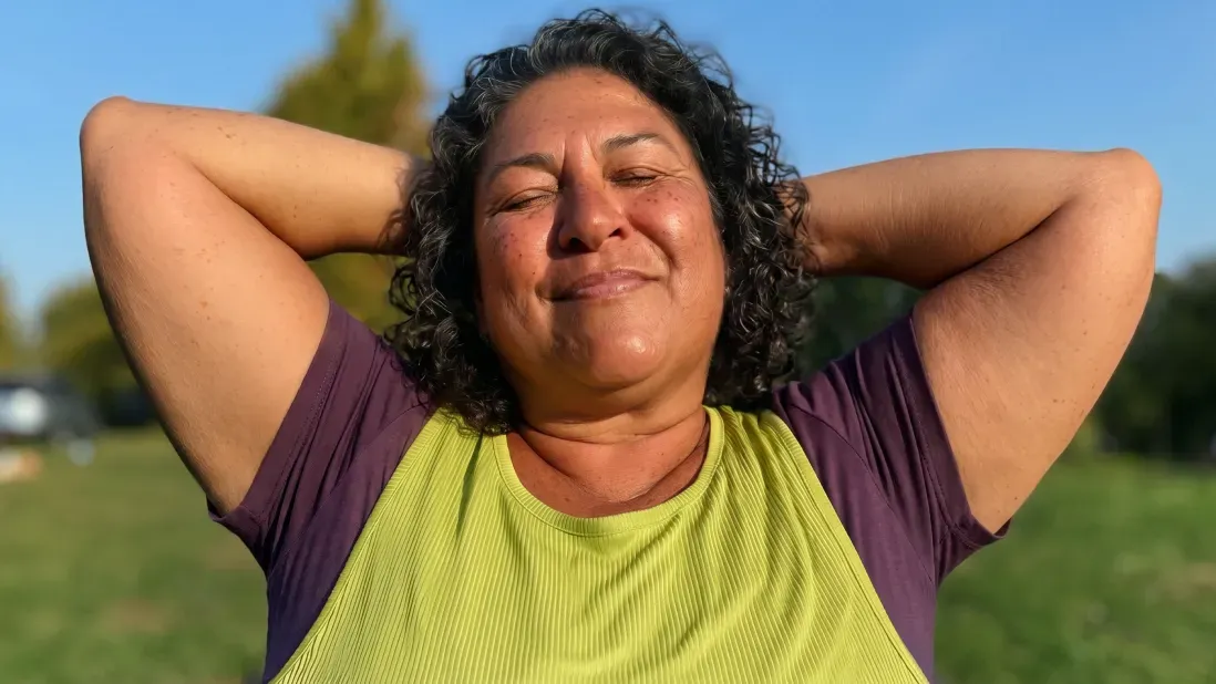 Does Menopause Cause Weight Gain? A Clear Look at What's Happening